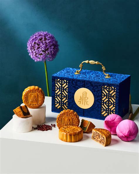 mooncake boxes near me